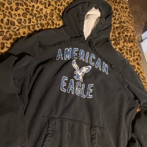 American Eagle men’s sweater